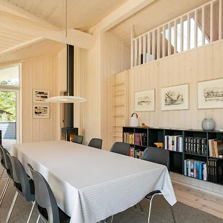 Modern Beach Retreat In Osterby-By Traum